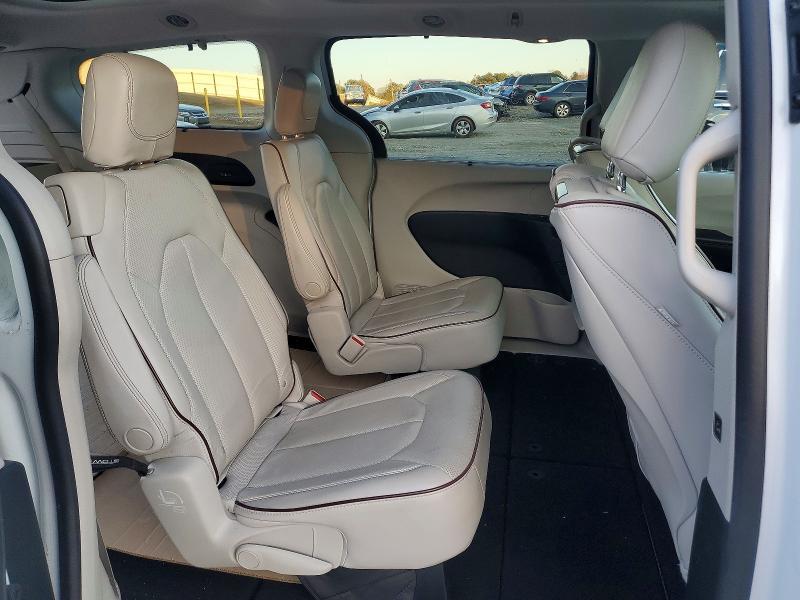 Продажа на аукционе авто 2017 Chrysler Pacifica, vin: 2C4RC1GG1HR653557, номер лота: 76341485