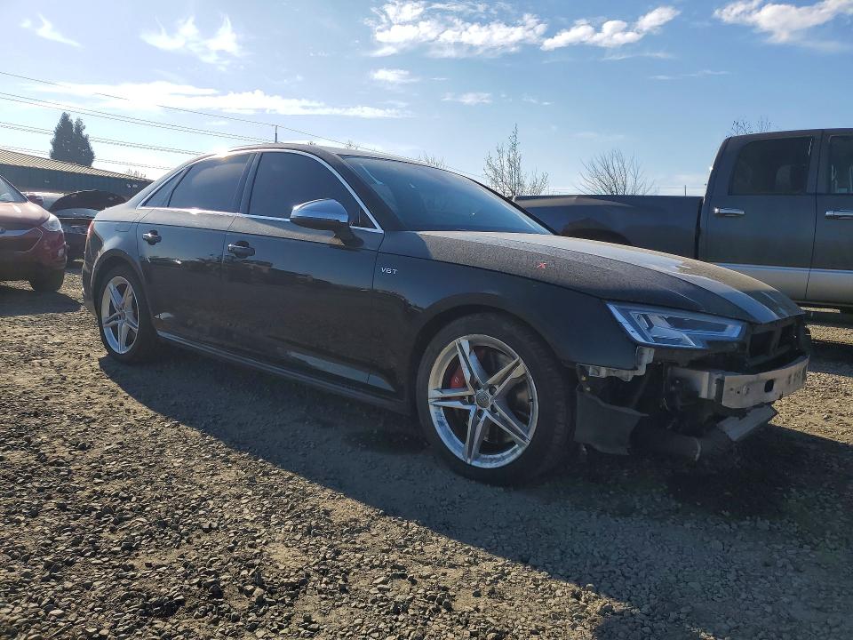 76038575 :رقم المزاد ، WAUB4AF43JA121420 vin ، 2018 Audi S4 مزاد بيع