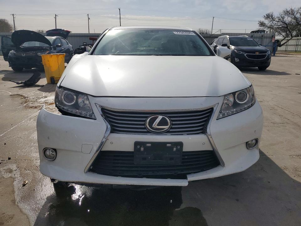 Продажа на аукционе авто 2013 Lexus Es, vin: JTHBK1GG6D2041589, номер лота: 77943595