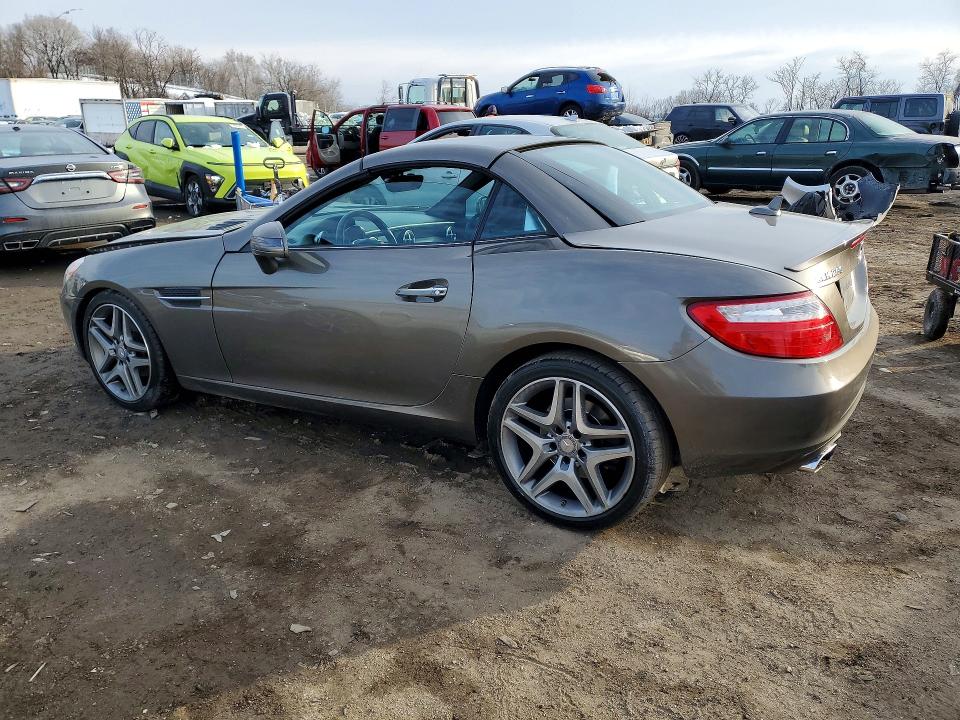 Продаж на аукціоні авто 2015 Mercedes-benz Slk, vin: WDDPK4HA1FF099811, номер лоту: 76072275