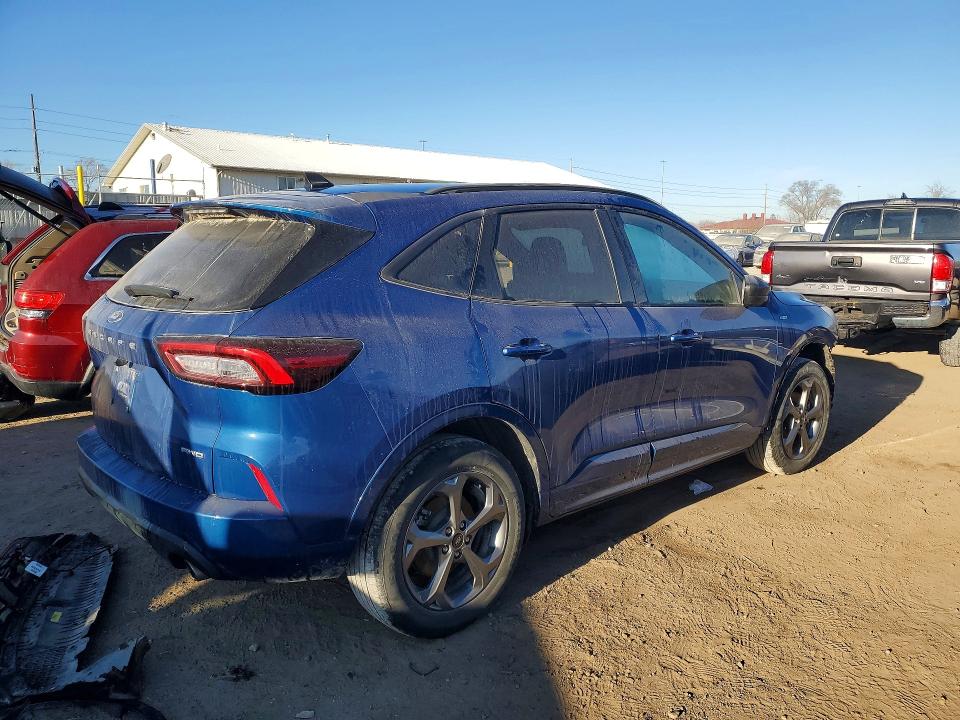 Продажа на аукционе авто 2023 Ford Escape, vin: 1FMCU9MN1PUA10157, номер лота: 73066935