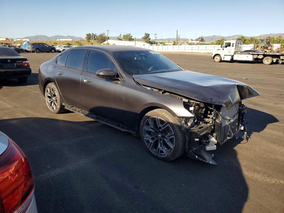 2026 Bmw I5 მანქანა იყიდება აუქციონზე, vin: WBY63HG02TCV14181, აუქციონის ნომერი: 76014635