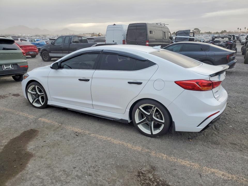 77878935 :رقم المزاد ، KMHD04LB8JU533127 vin ، 2018 Hyundai Elantra مزاد بيع