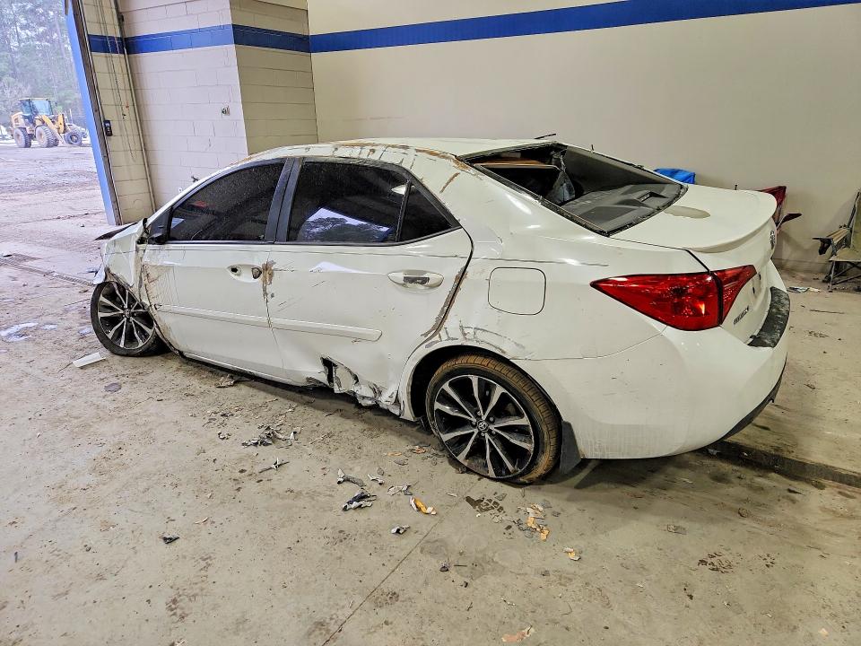 Продаж на аукціоні авто 2017 Toyota Corolla, vin: 5YFBURHE0HP698564, номер лоту: 76329655