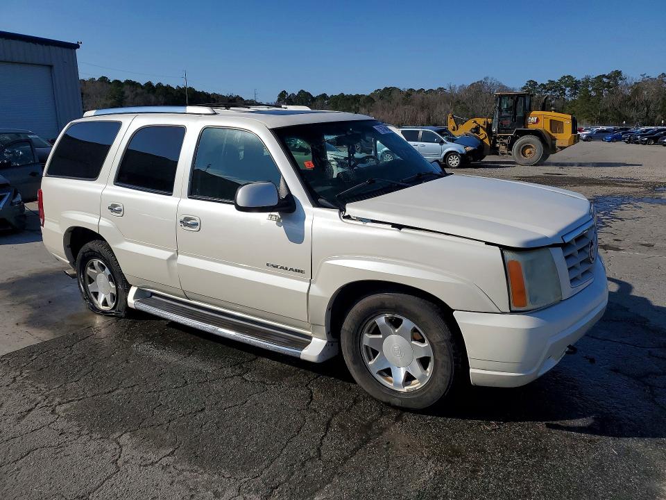 2002 Cadillac Escalade მანქანა იყიდება აუქციონზე, vin: 1GYEC63T72R255176, აუქციონის ნომერი: 76570455