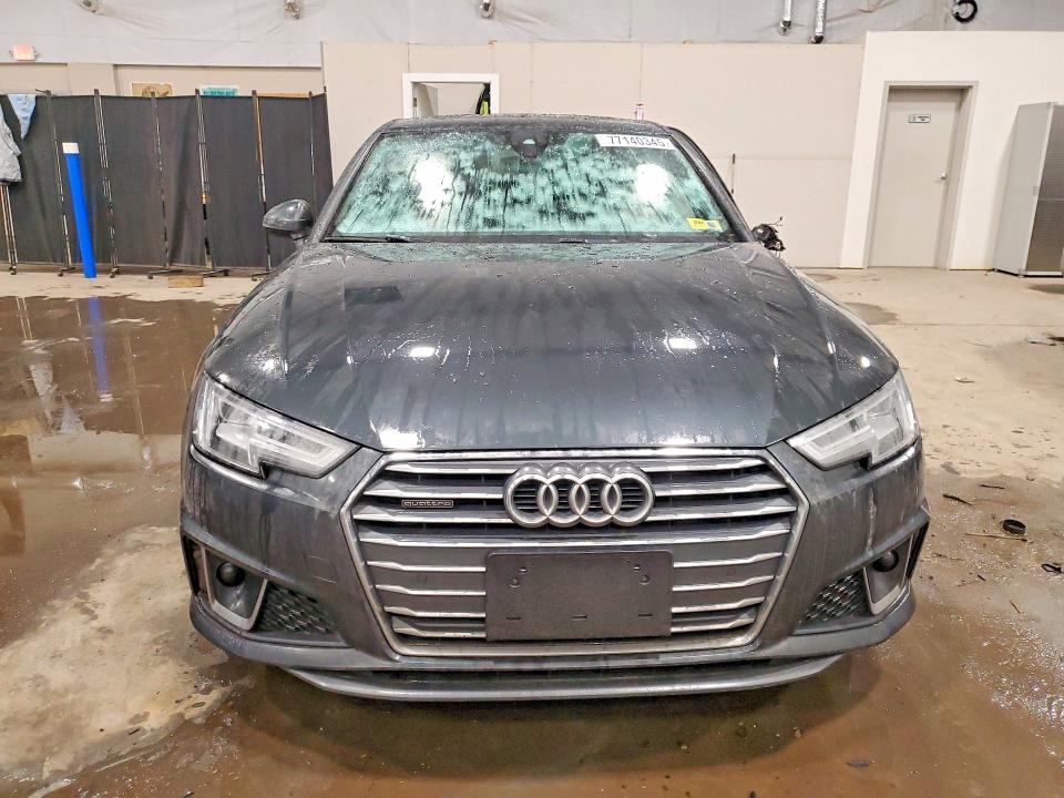 Продажа на аукционе авто 2019 Audi A4, vin: WAUENAF4XKN005667, номер лота: 77140345