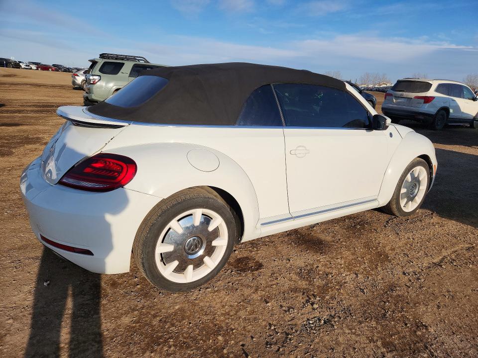 Продажа на аукционе авто 2019 Volkswagen Beetle S, vin: 3VW5DAAT0KM502240, номер лота: 77735675
