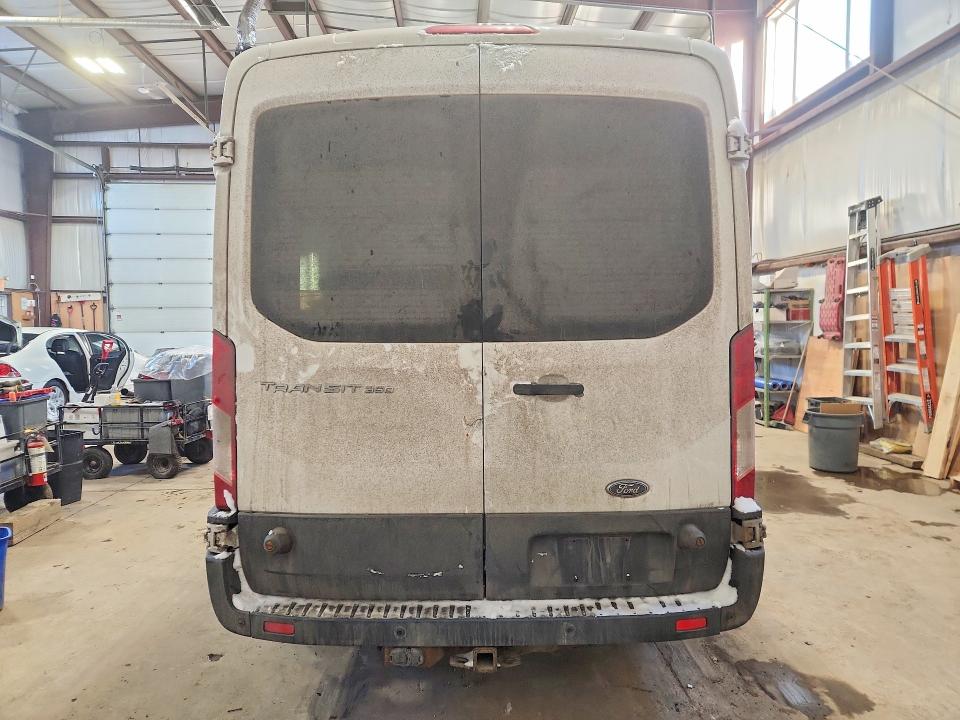 77701935 :رقم المزاد ، 1FBZX2CM9FKA23713 vin ، 2015 Ford Transit T- مزاد بيع