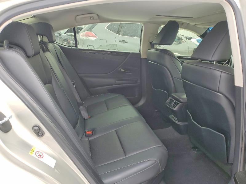 76196305 :رقم المزاد ، JTHB21B11K2023274 vin ، 2019 Lexus Es مزاد بيع