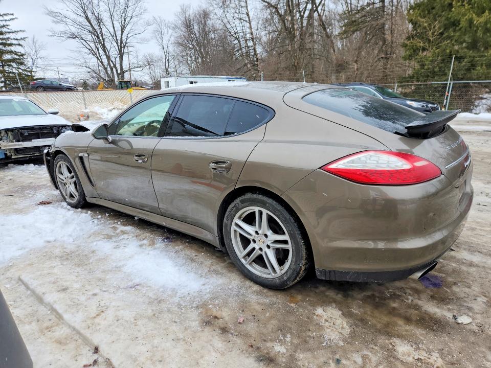77114665 :رقم المزاد ، WP0AA2A76DL013817 vin ، 2013 Porsche Panamera مزاد بيع