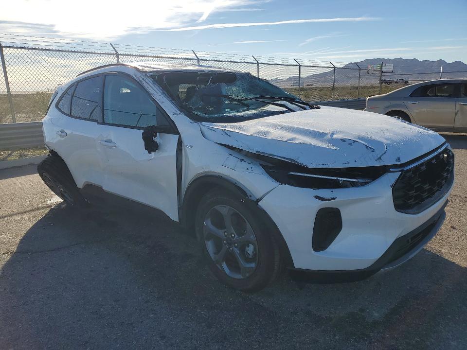 Продажа на аукционе авто 2026 Ford Escape, vin: 1FMCU0MN4TUA32689, номер лота: 79281615
