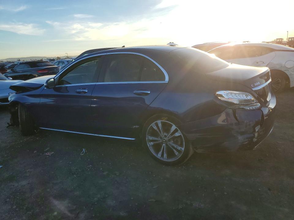 Продажа на аукционе авто 2017 Mercedes-benz C, vin: 55SWF4JB0HU215356, номер лота: 78732535