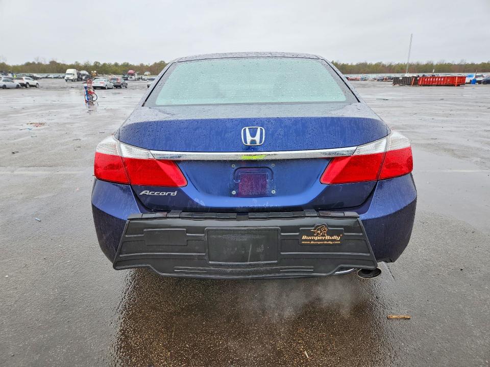 Продажа на аукционе авто 2015 Honda Accord, vin: 1HGCR2F37FA055789, номер лота: 77218355
