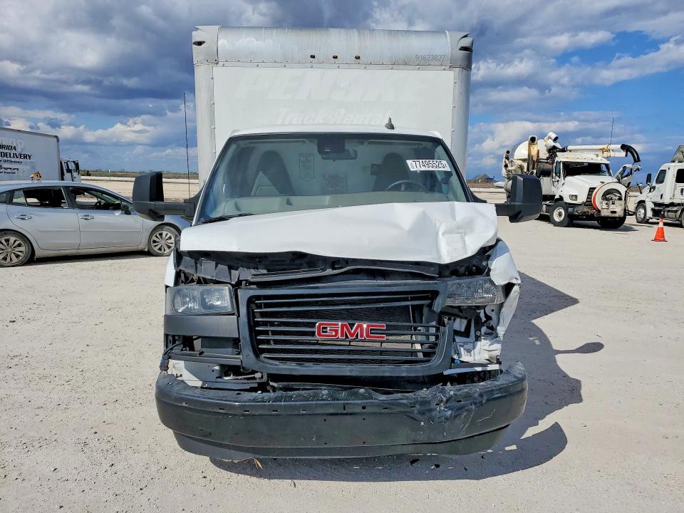 79659485 :رقم المزاد ، 7GZ37TC74MN013333 vin ، 2021 Gmc Savana مزاد بيع