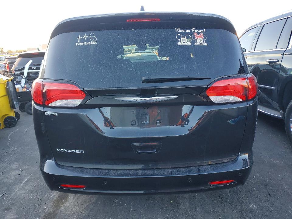 77519655 :رقم المزاد ، 2C4RC1CG0MR529148 vin ، 2021 Chrysler Voyager مزاد بيع