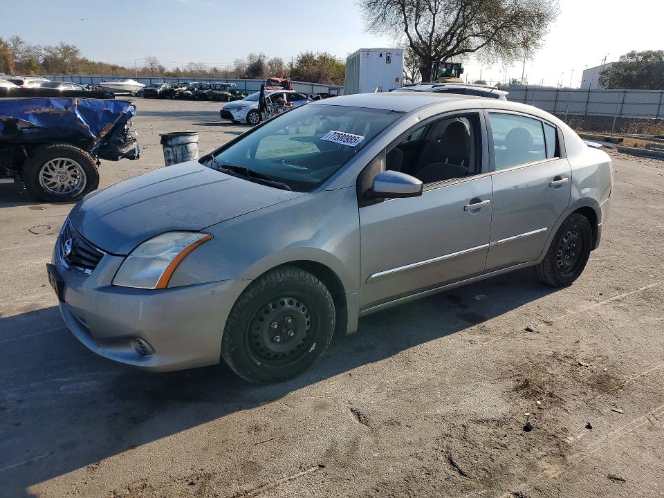 2012 Nissan Sentra მანქანა იყიდება აუქციონზე, vin: 3N1AB6AP7CL636020, აუქციონის ნომერი: 77580985