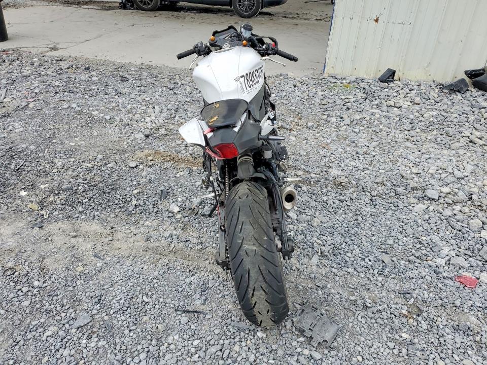 78985275 :رقم المزاد ، JYARM38E5PA006972 vin ، 2023 Yamaha Yzfr7 مزاد بيع