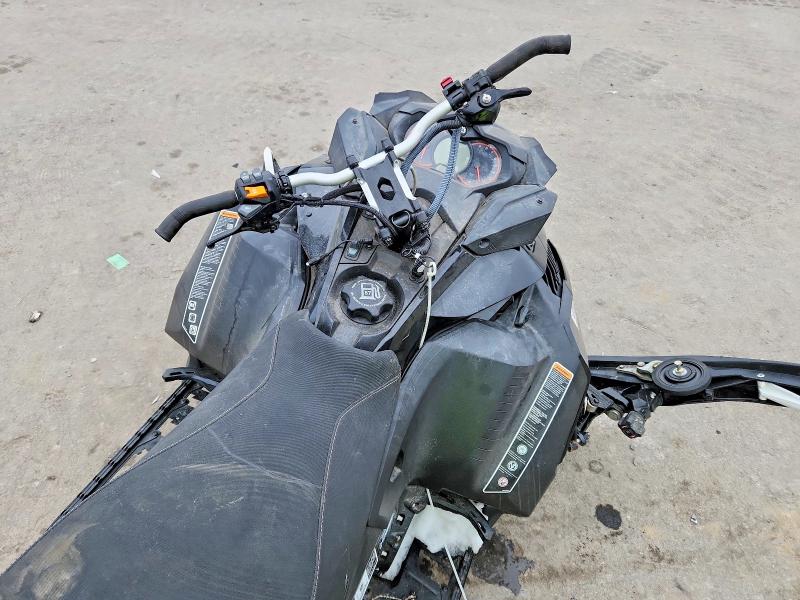 78134735 :رقم المزاد ، 2BPSUNKAXKV000118 vin ، 2019 Ski Renegade مزاد بيع