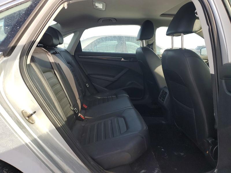 79054515 :رقم المزاد ، 1VWBH7A33DC106883 vin ، 2013 Volkswagen Passat مزاد بيع