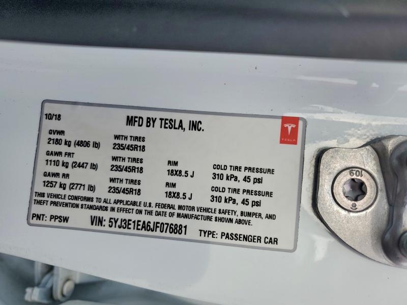 76462545 :رقم المزاد ، 5YJ3E1EA6JF076881 vin ، 2018 Tesla Model 3 مزاد بيع