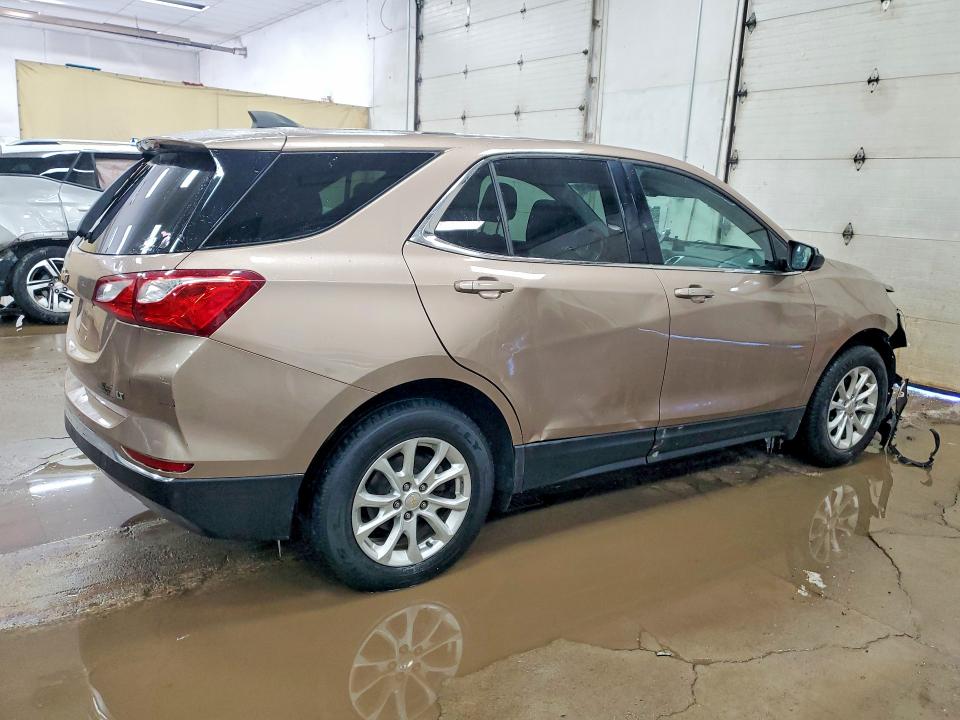 2018 Chevrolet Equinox მანქანა იყიდება აუქციონზე, vin: 2GNAXJEV8J6206161, აუქციონის ნომერი: 76235745