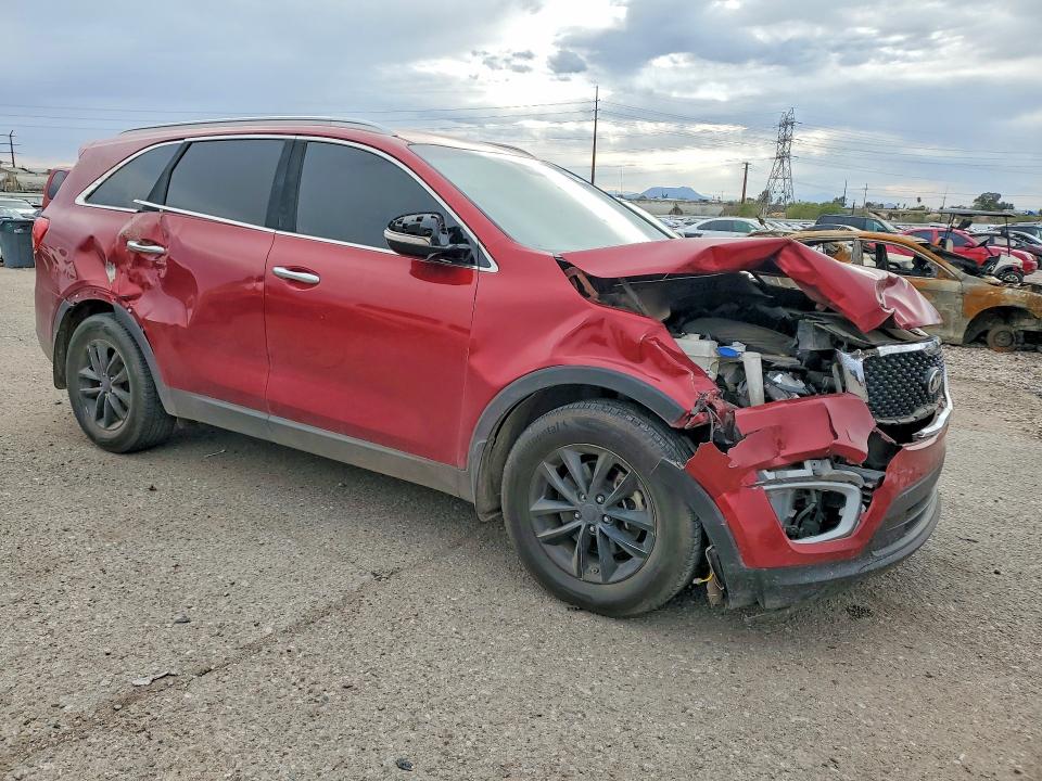 74634095 :رقم المزاد ، 5XYPG4A57HG234914 vin ، 2017 Kia Sorento مزاد بيع