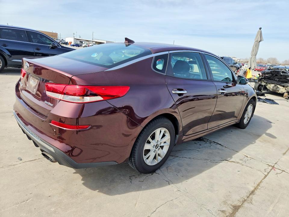 79028865 :رقم المزاد ، 5XXGT4L3XKG282815 vin ، 2019 Kia Optima مزاد بيع