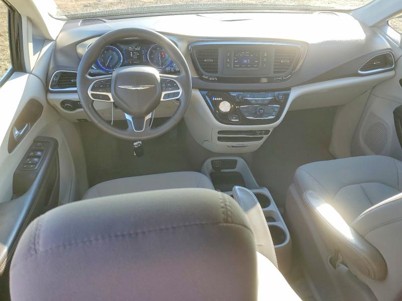 76957165 :رقم المزاد ، 2C4RC1CG6HR703942 vin ، 2017 Chrysler Pacifica مزاد بيع