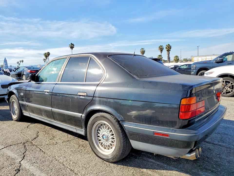 1991 Bmw 3 Series 323i მანქანა იყიდება აუქციონზე, vin: WBAHD2314MBF72092, აუქციონის ნომერი: 77238055