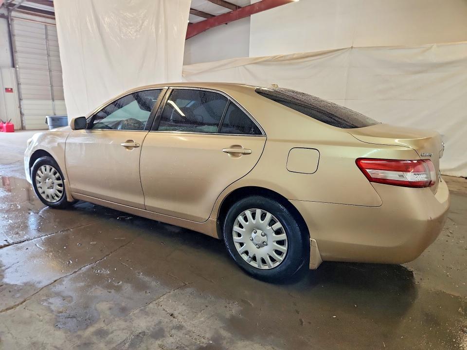 77390765 :رقم المزاد ، 4T1BF3EKXBU150370 vin ، 2011 Toyota Camry مزاد بيع