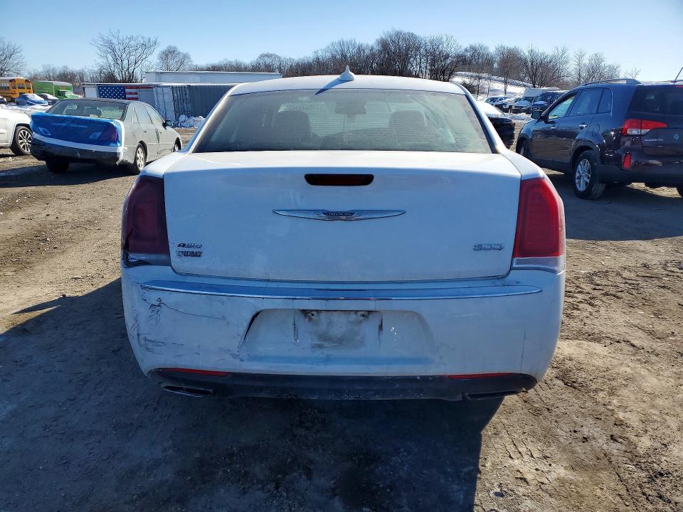 2017 Chrysler 300 მანქანა იყიდება აუქციონზე, vin: 2C3CCARG8HH614543, აუქციონის ნომერი: 75044255