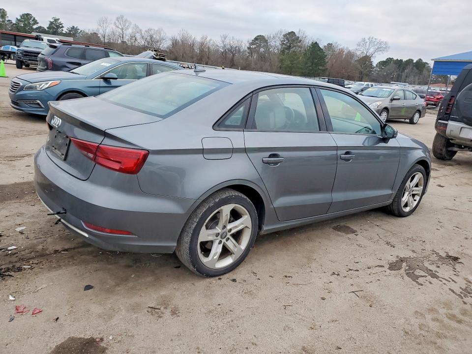 Aukcja sprzedaży 2018 Audi A3, vin: WAUAUGFF8J1045161, numer aukcji: 77530575