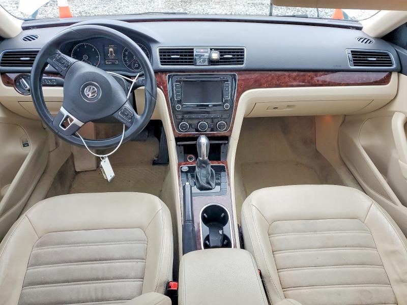 77225335 :رقم المزاد ، 1VWCN7A30DC107583 vin ، 2013 Volkswagen Passat مزاد بيع