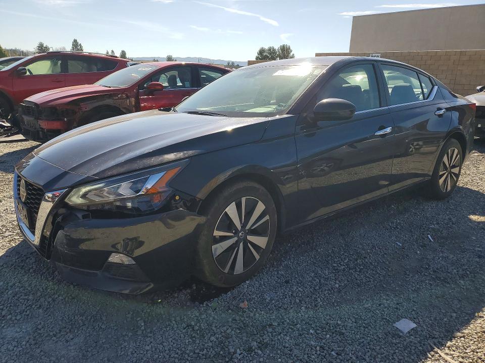 79106065 :رقم المزاد ، 1N4BL4DV2NN399085 vin ، 2022 Nissan Altima مزاد بيع