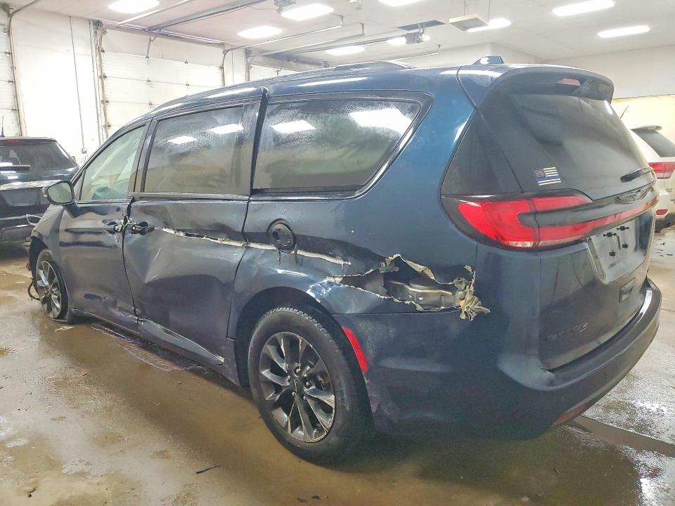 Продажа на аукционе авто 2021 Chrysler Pacifica, vin: 2C4RC3BG6MR606568, номер лота: 76701195