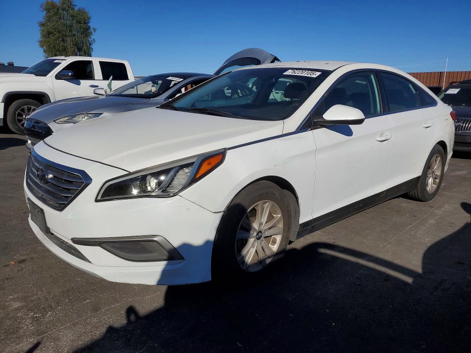 Auction sale of the 2016 Hyundai Sonata Se, vin: 5NPE24AF8GH334980, lot number: 76220105