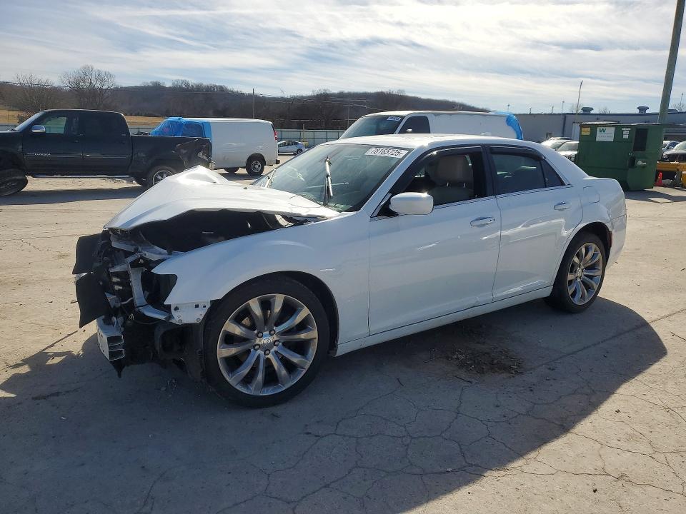 78165725 :رقم المزاد ، 2C3CCAAG8JH222647 vin ، 2018 Chrysler 300 مزاد بيع