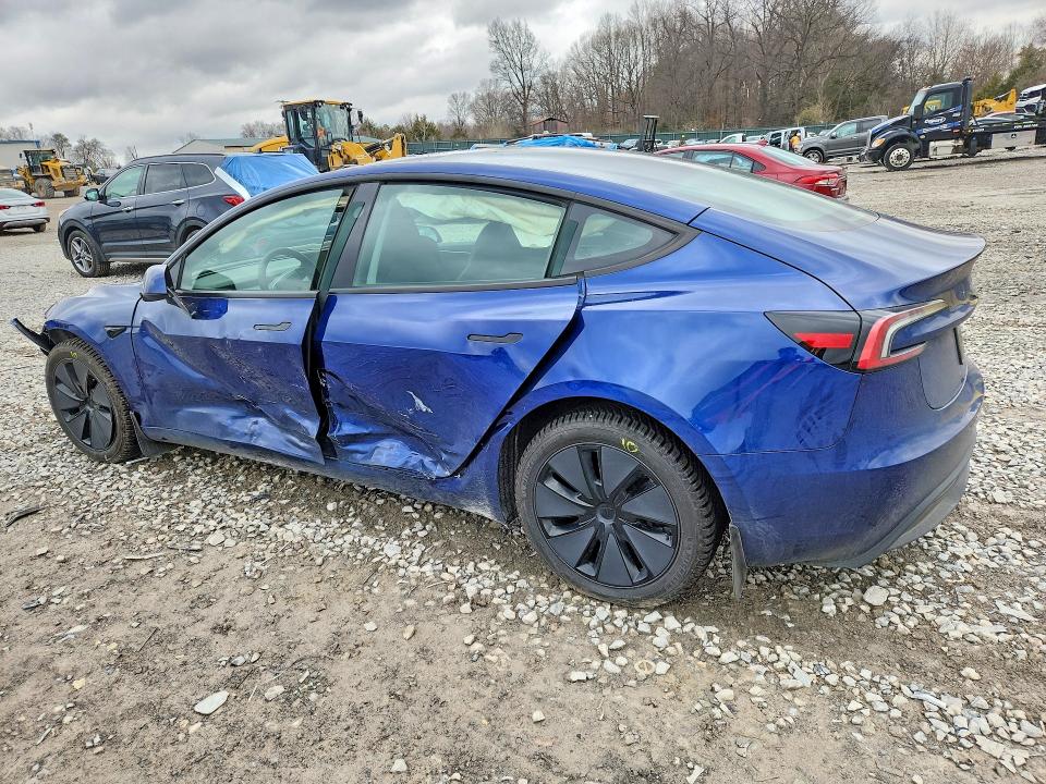 77789585 :رقم المزاد ، 5YJ3E1EB0SF932993 vin ، 2025 Tesla Model 3 مزاد بيع