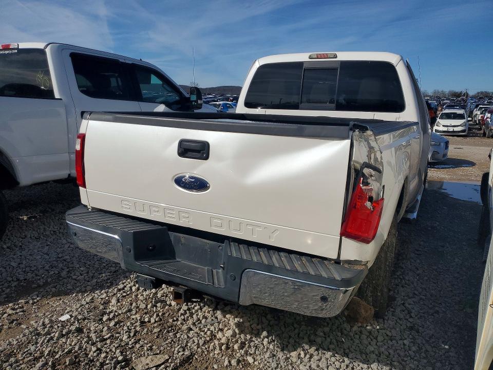77860605 :رقم المزاد ، 1FT8W3BT6BEA34427 vin ، 2011 Ford F350 مزاد بيع