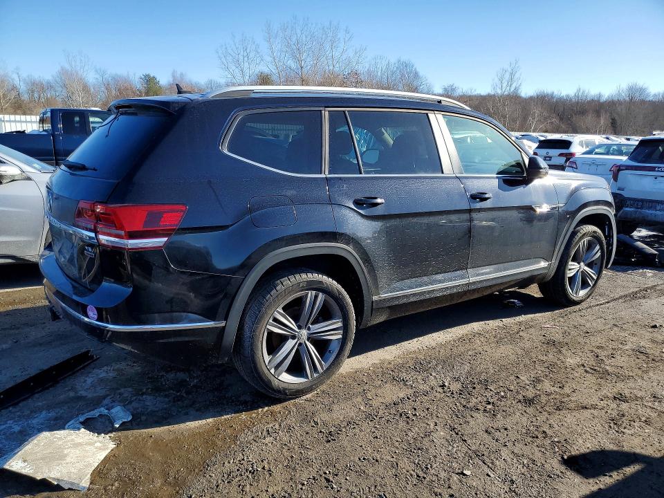 75261165 :رقم المزاد ، 1V2XR2CA3KC565475 vin ، 2019 Volkswagen Atlas مزاد بيع