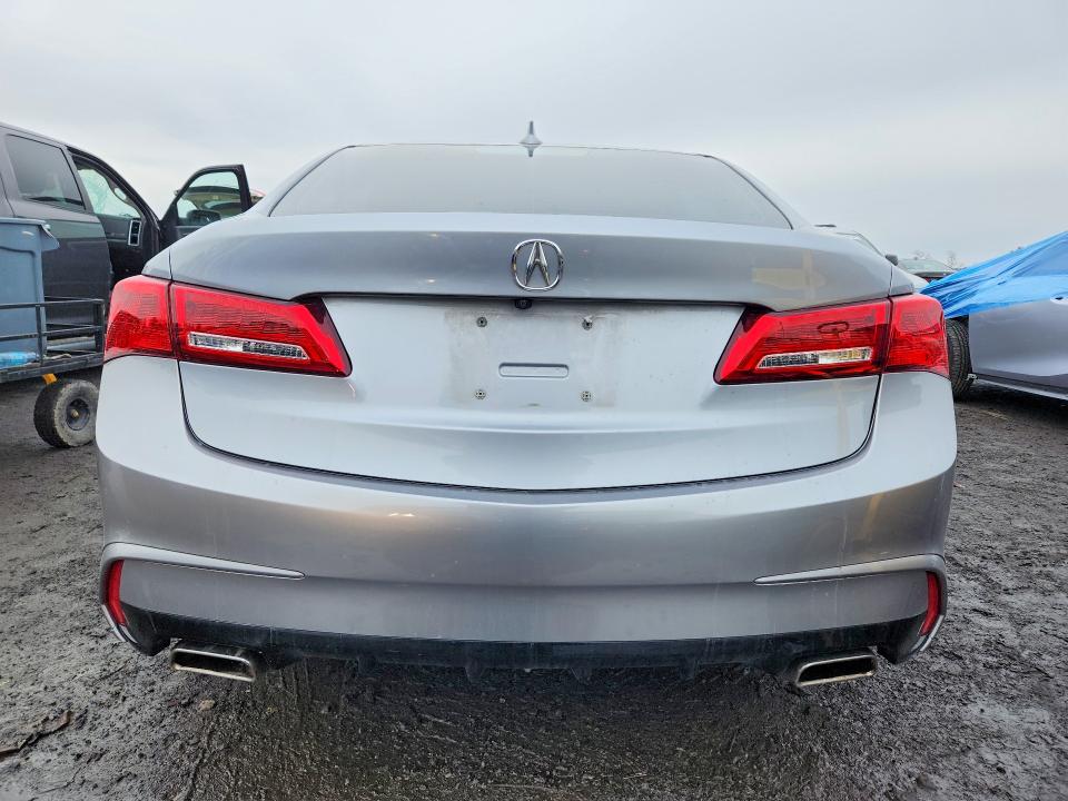 78903525 :رقم المزاد ، 19UUB3F32JA000853 vin ، 2018 Acura Tlx مزاد بيع