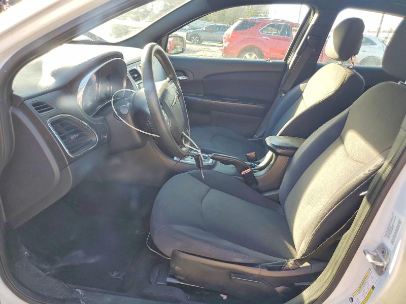 Продаж на аукціоні авто 2012 Chrysler 200, vin: 1C3CCBAB3CN316987, номер лоту: 77747335