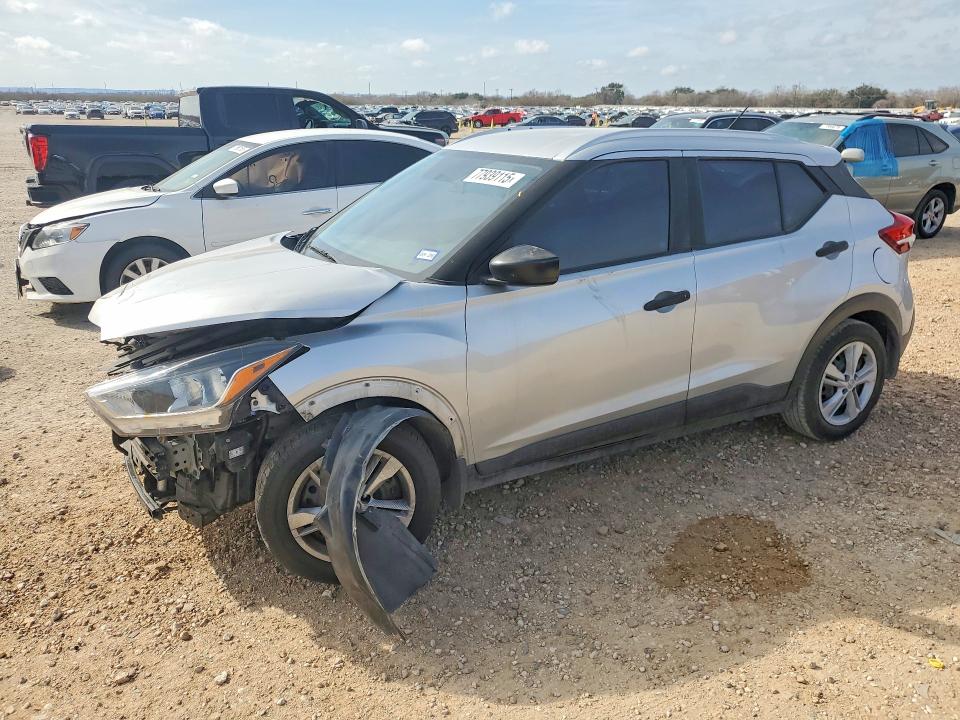 Auction sale of the 2018 Nissan Kicks, vin: 3N1CP5CU5JL510307, lot number: 77939115