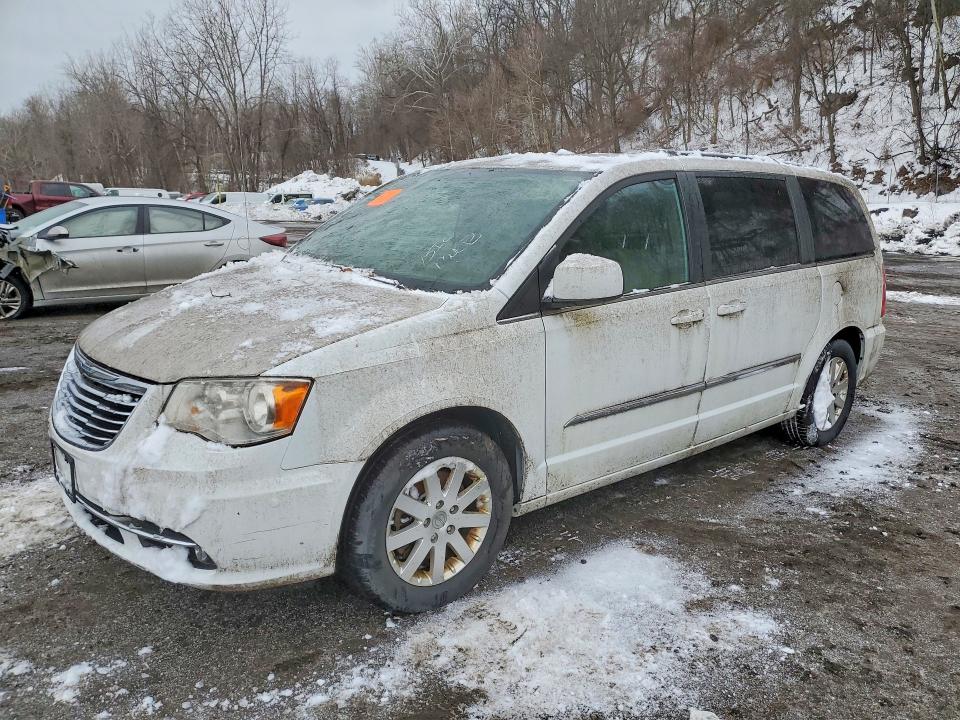 2015 Chrysler Town And Coun მანქანა იყიდება აუქციონზე, vin: 2C4RC1BGXFR538802, აუქციონის ნომერი: 76832855