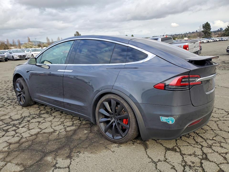 Auction sale of the 2019 Tesla Model X, vin: 5YJXCDE46KF180386, lot number: 78094385