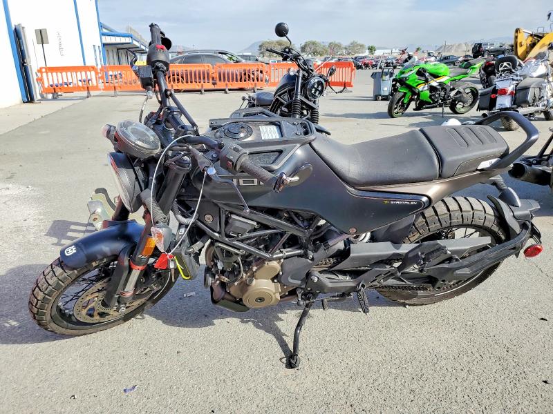 Продаж на аукціоні авто 2023 Husqvarna Vitpilen 4, vin: MD2JUJ405PC225722, номер лоту: 75734595