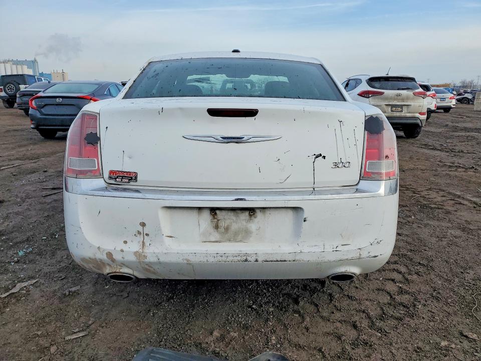 Продажа на аукционе авто 2013 Chrysler 300, vin: 2C3CCAAG8DH551711, номер лота: 77906585