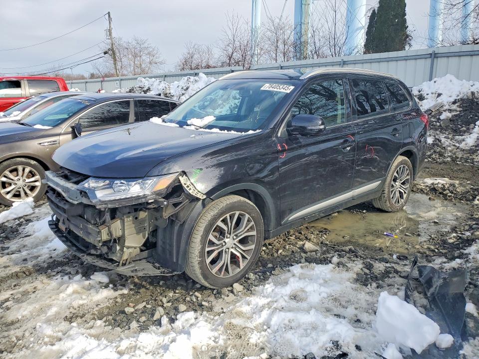 Продаж на аукціоні авто 2018 Mitsubishi Outlander, vin: JA4AZ3A34JZ020828, номер лоту: 78405345