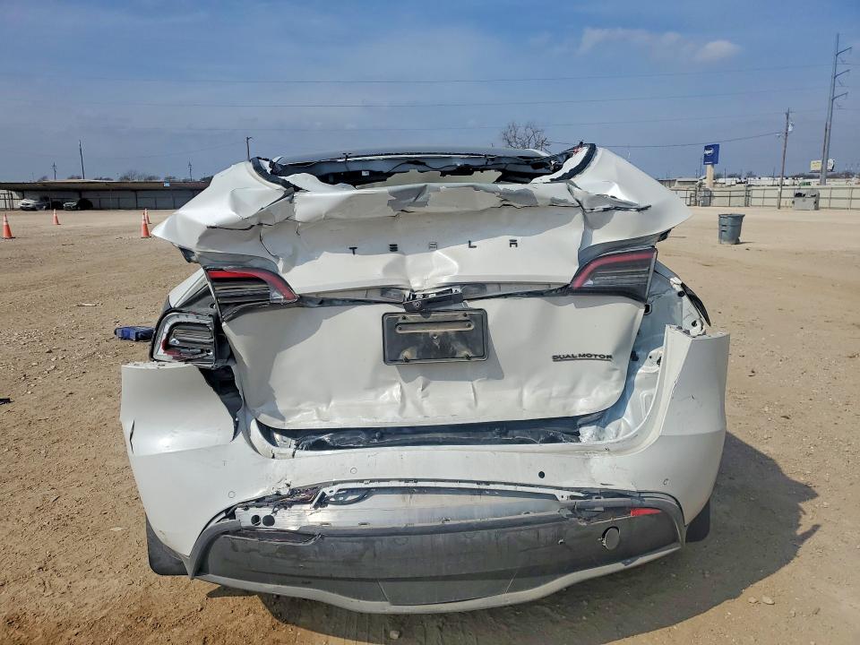 77019735 :رقم المزاد ، 7SAYGDEF3NF457691 vin ، 2022 Tesla Model Y مزاد بيع