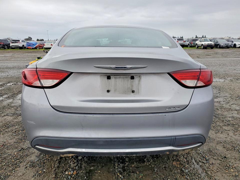 Продажа на аукционе авто 2015 Chrysler 200, vin: 1C3CCCABXFN697554, номер лота: 77781415